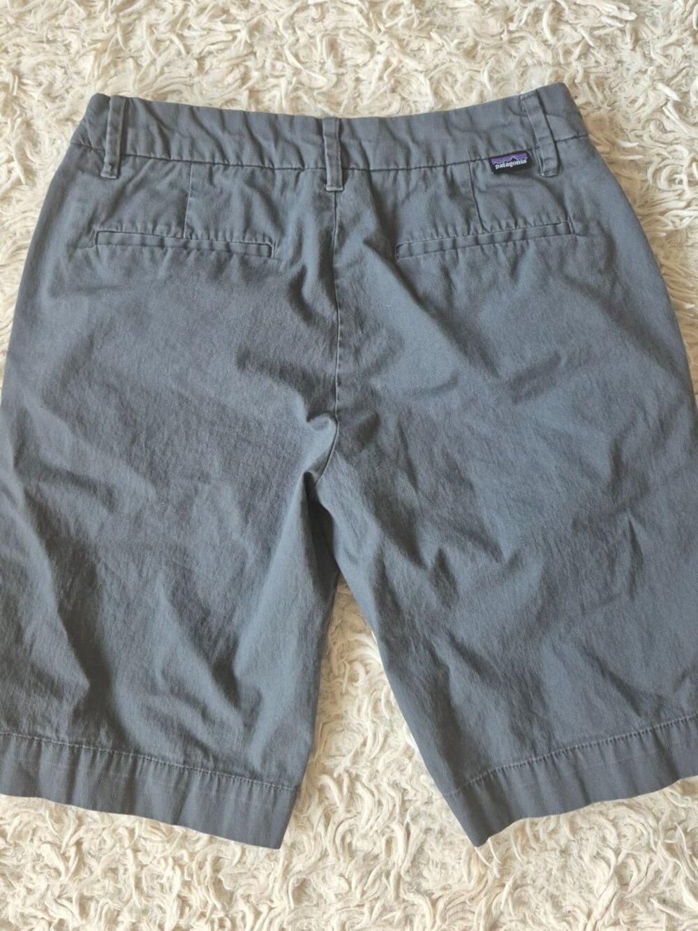 Women's Patagonia Gray Shorts – Size 2 - Picture 2 of 4